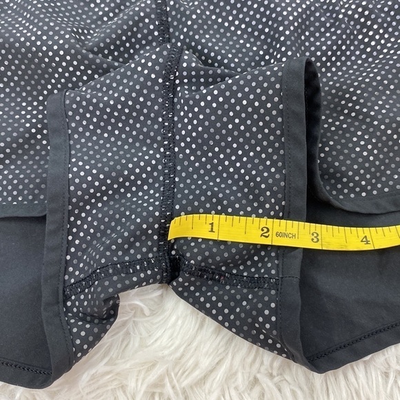 Lululemon Speed Short Ravish Reptile Silver Black / Black - Picture 3 of 9